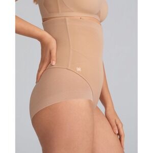 HoneyLove SculptWear SuperPower Brief Size Small Shapewear Sand Beige‎